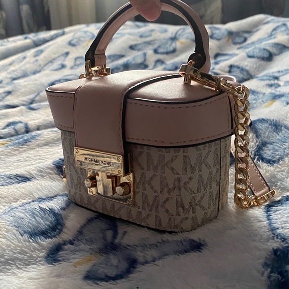 Michael Kors Blush and Cream Mini Bag - Picture 2 of 3